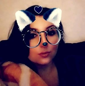 Meet your Posher, Meagan